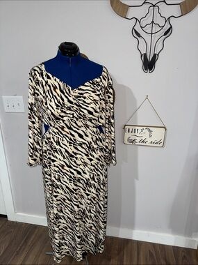 Torrid Cream and Black Animal-Print Long Sleeve Maxi Dress